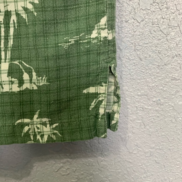 Columbia Hawaiian batik print button front shirt - Picture 6 of 8